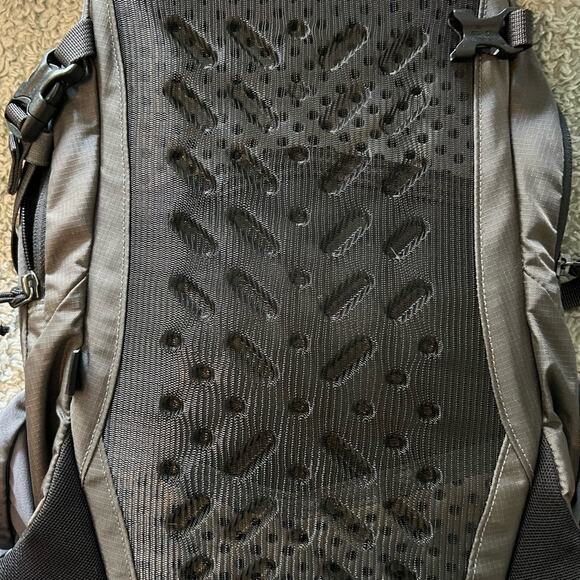 PATAGONIA Nine Trails Pack 14L - Picture 4 of 6